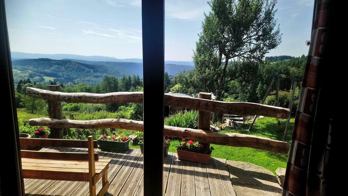 Les Grandes Fontaines Bed & Breakfast La Longine Luaran gambar